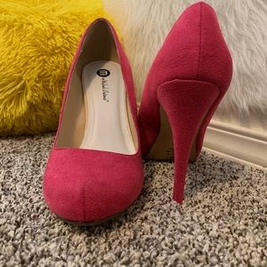 MICHAEL ANTONIO FUSHIA PINK HEELS SIZE 8.5